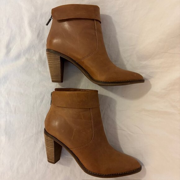 Lucky Brand "Nycott" Tan Leather Cuffed Heeled Ankle Boot, Size 6 1/2M/37 - Picture 13 of 14